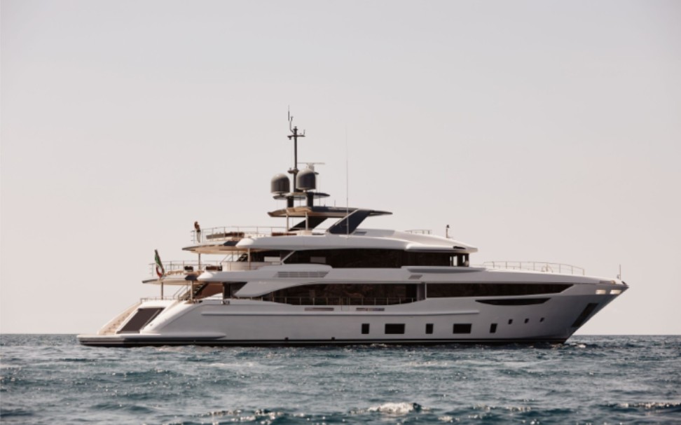 【超级游艇】贝内蒂钻石145