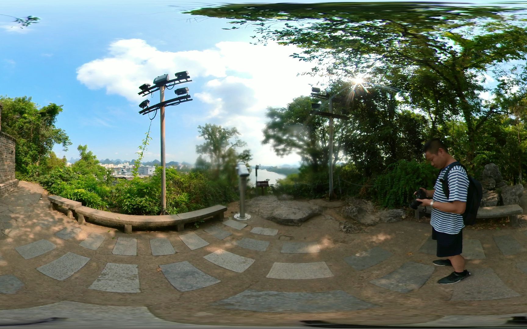 42度的天,带你们登山桂林象鼻山,打卡普贤塔!