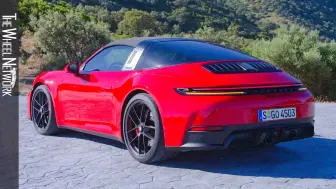 Скачать видео: 2025保时捷911 Targa 4 GTS | Carmin Red