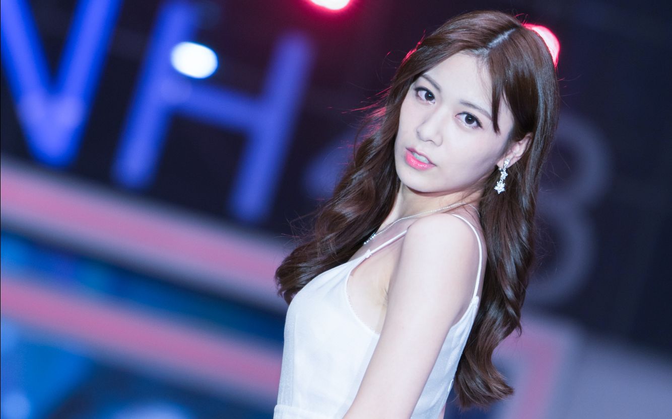 snh48林楠历届年度风尚大赏林楠走秀cut