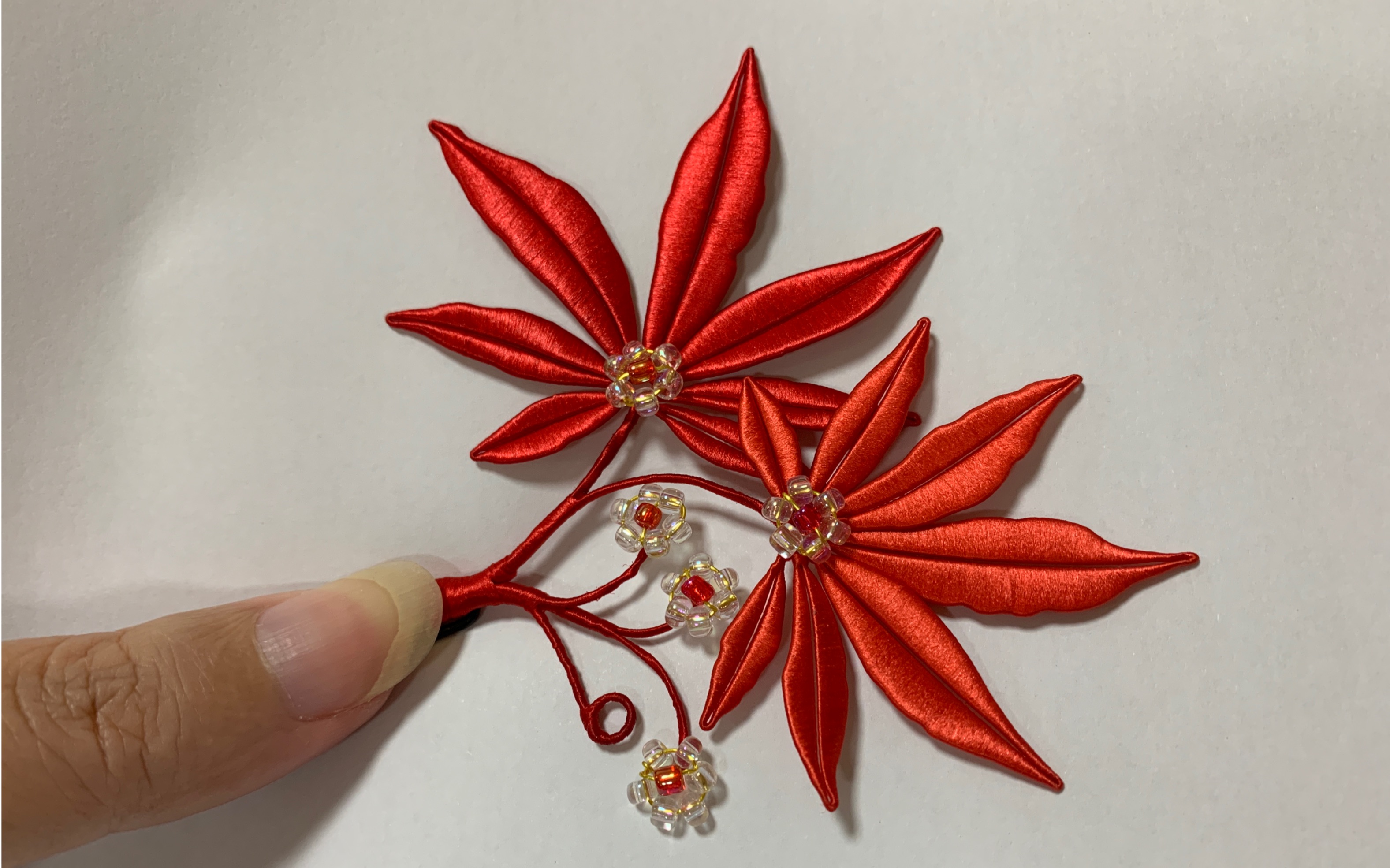 片片枫叶情.缠花