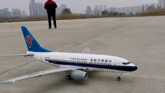 波音737飞机起降全程跟拍