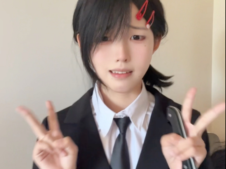 不愧是辣椒素 这种窝囊表情简直本色出演