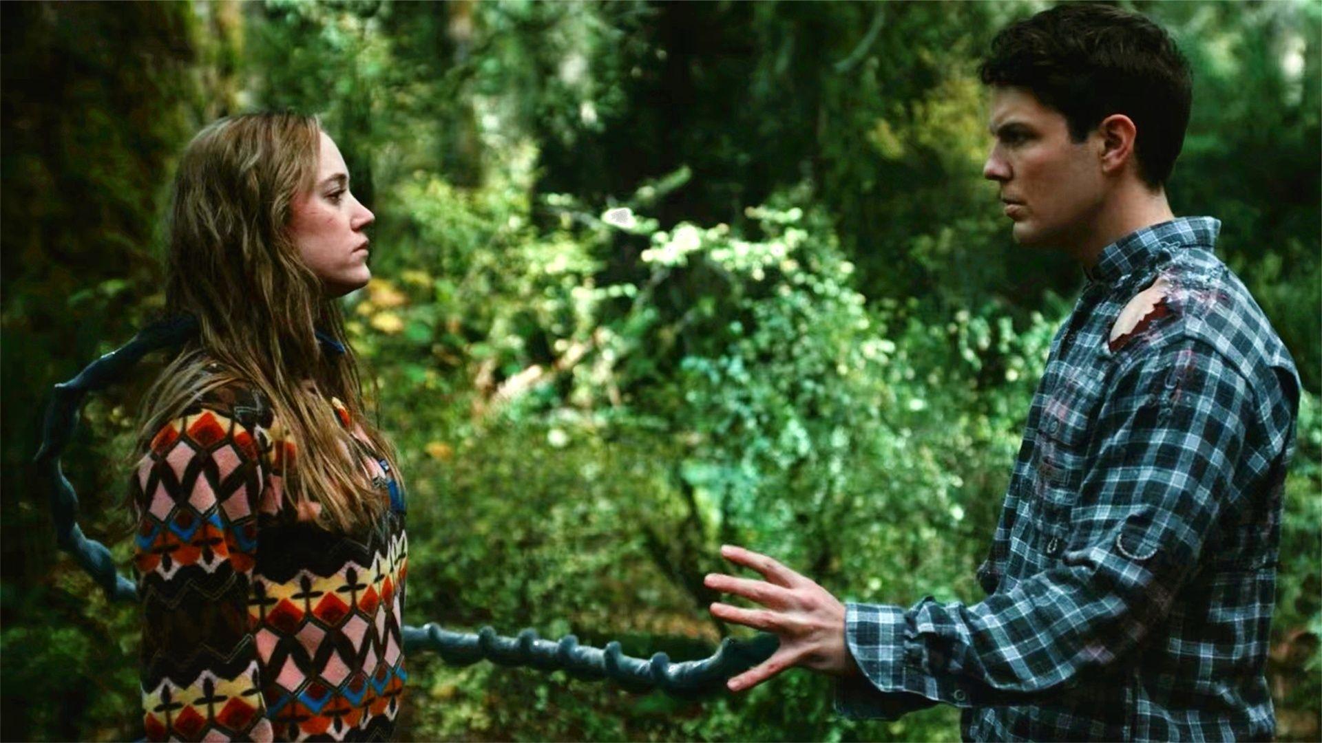 2022最新科幻惊悚电影《爱人》外星人入侵,怪异触手让人马骨耸然