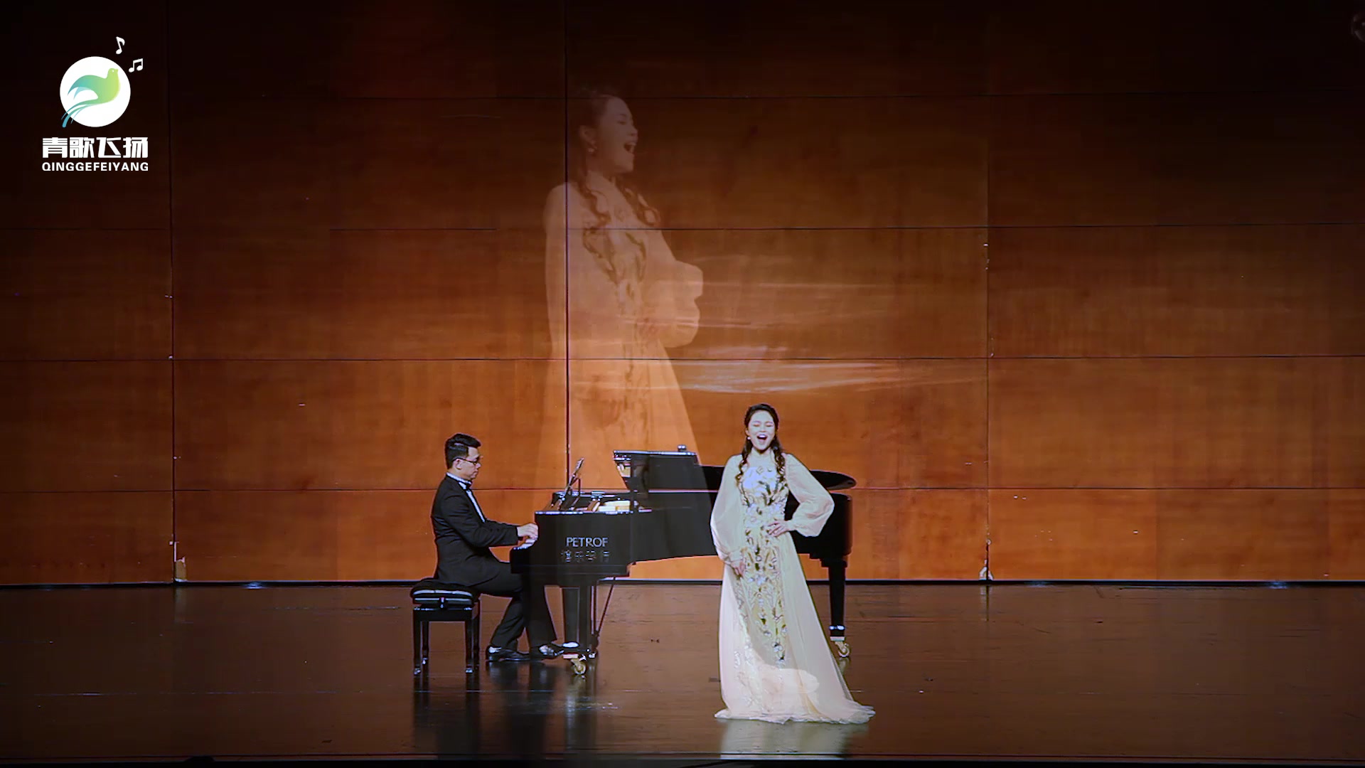 青歌现场民族女高音唱美声咏叹调经典重现吴碧霞代表作之一纸醉金迷