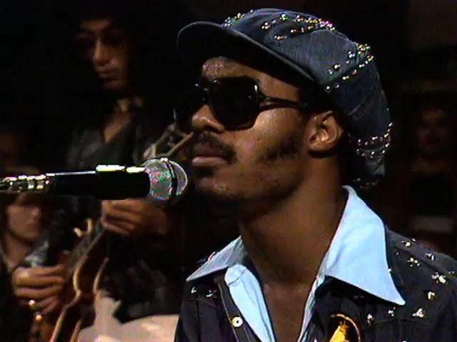 才华横溢最伟大的艺术家之一史蒂夫.旺达(Stevie Wonder)1974年现场演出哔哩哔哩bilibili