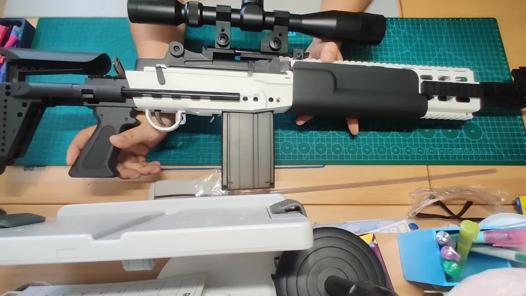 小黑牛妹控mk14电动软弹玩具开箱上手初评