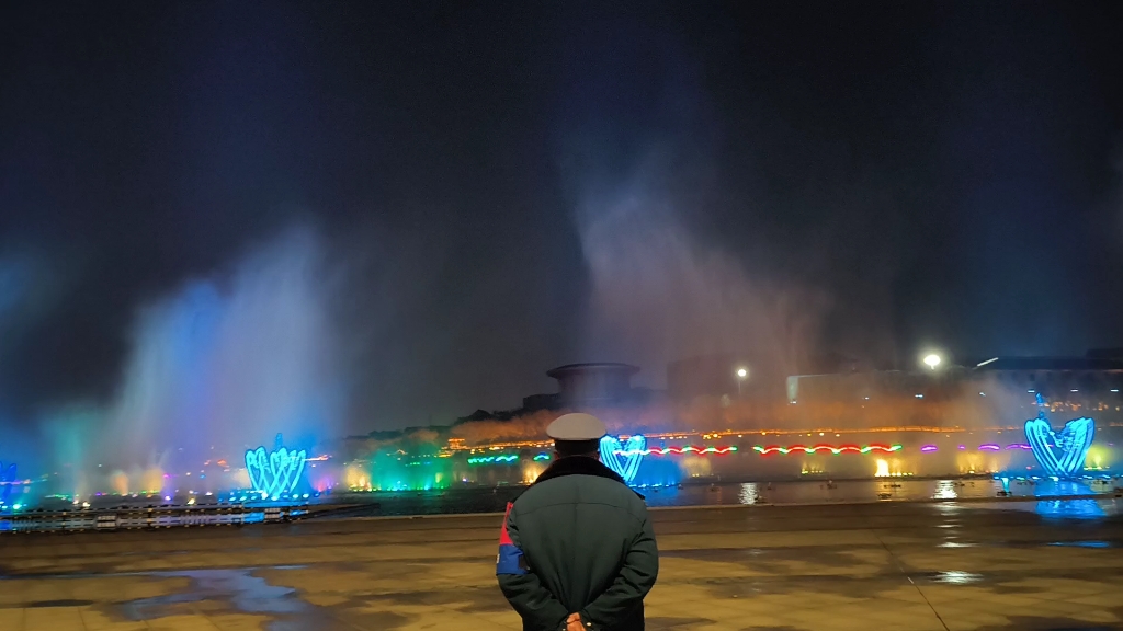 泰山西湖音乐喷泉2024年2月13日《dogs of war》