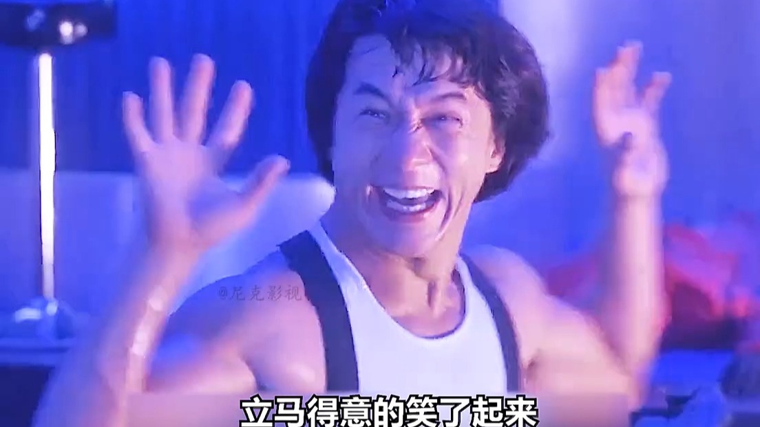 《城市猎人》成龙不仅武功厉害,枪法也是一流