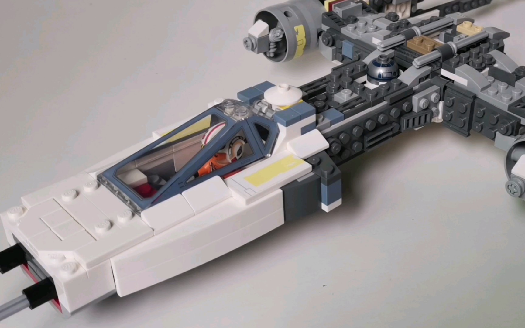 乐高75218套内moc y翼战机