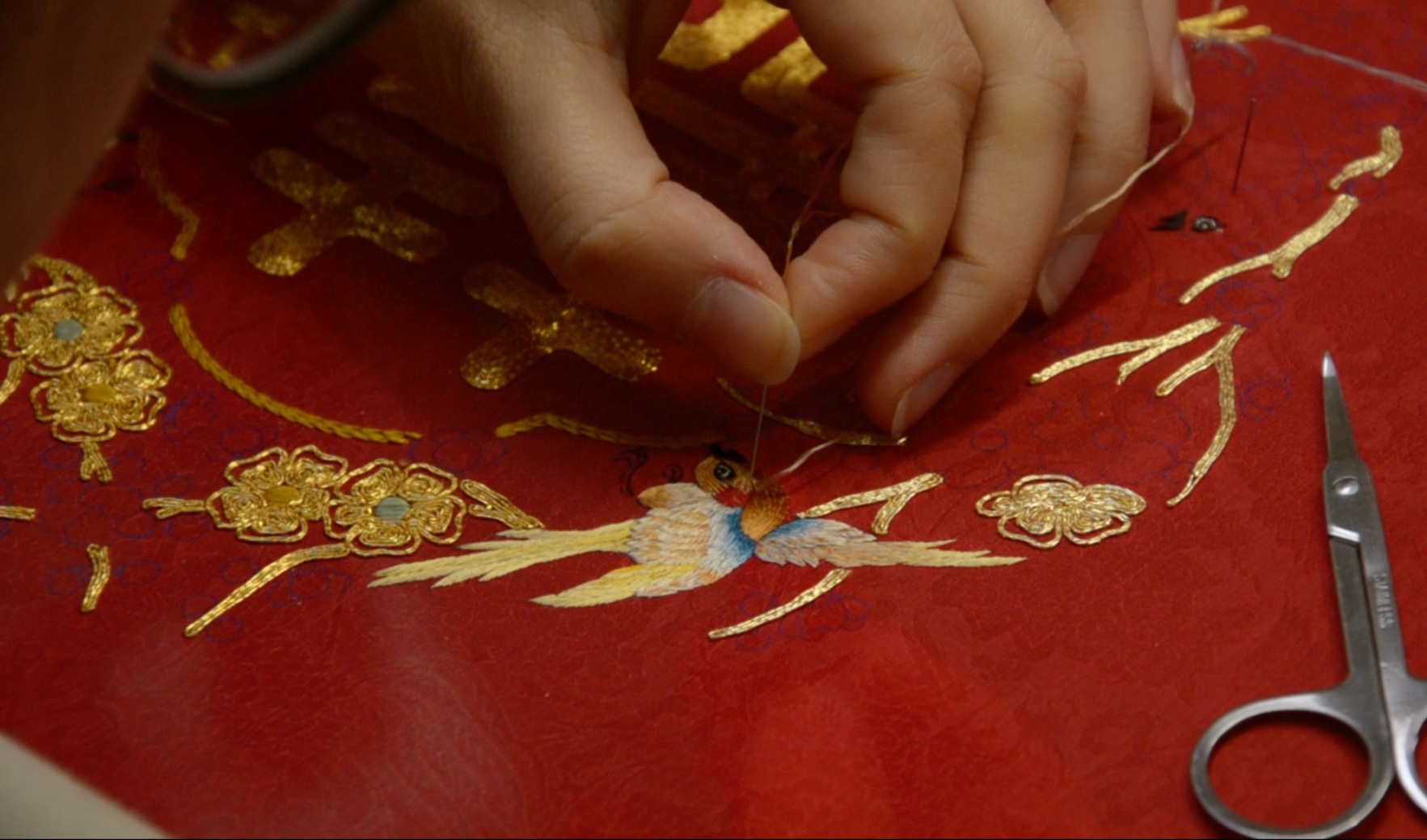 喜上眉梢梅花刺绣古法团扇 过程记录