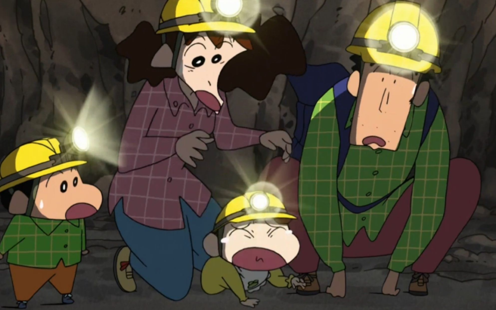 蜡笔小新:野原家的温泉洞穴探险之旅,小葵已经被蝙蝠吓尿了