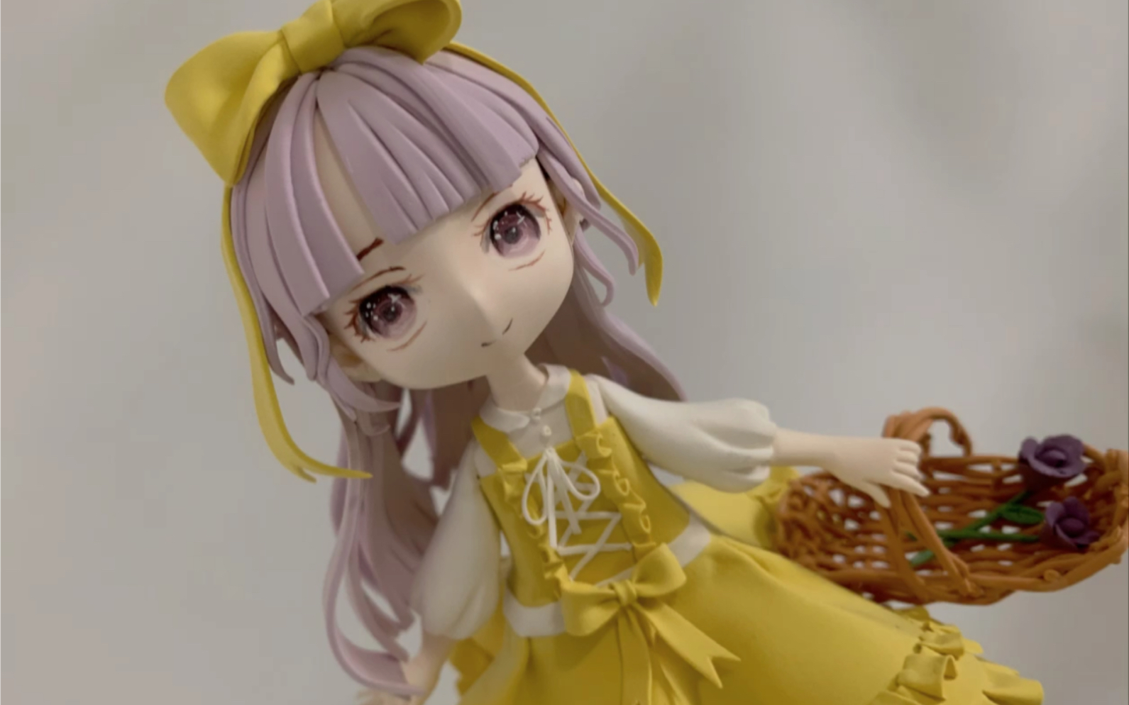 【超轻粘土】捏一个穿lolita小裙子的粘土人～(服装是我自己想象着做