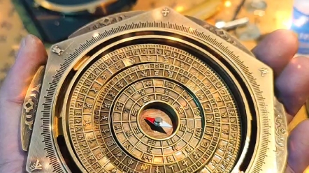 鬼吹灯之龙岭迷窟潘粤明罗盘道具1:1纯铜手工制作