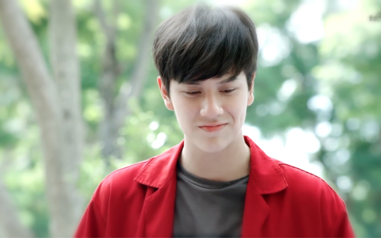 【nanon/黄乐荣】来 欣 赏 一 下 太 子 爷 的 美 貌/溯