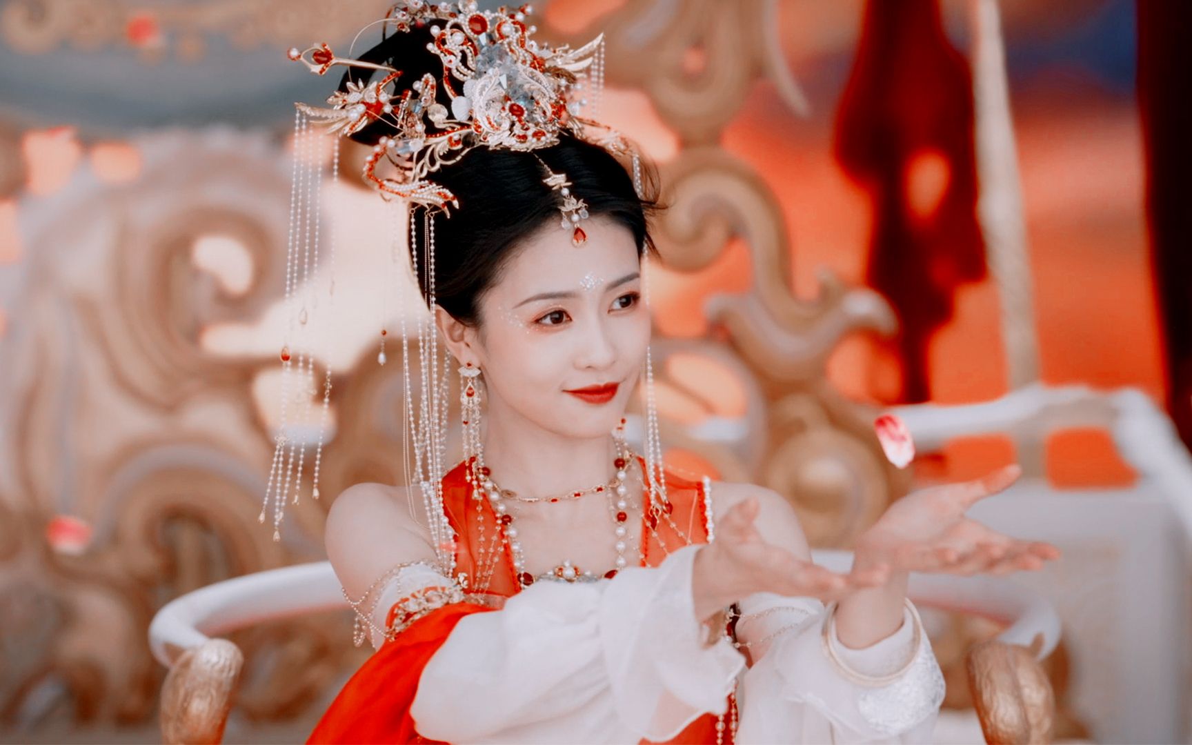 谁的红衣造型可以封神了