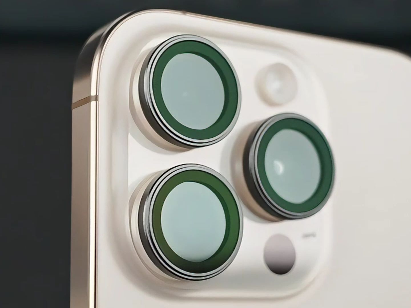 爱了!蓝宝石iphone16promax镜头膜!