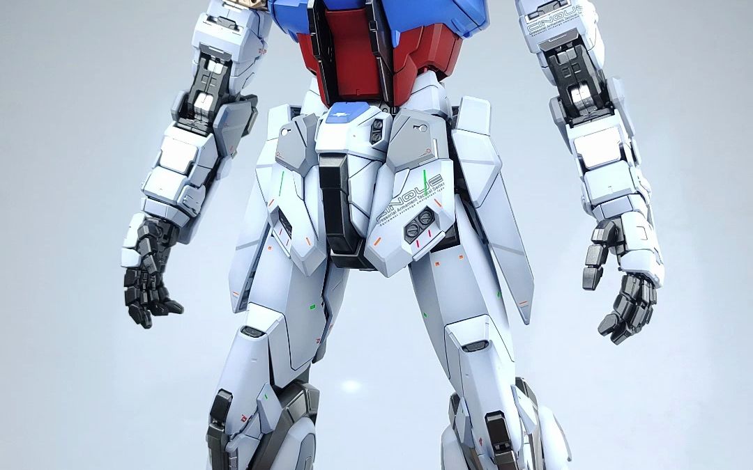 完美强袭高达展示