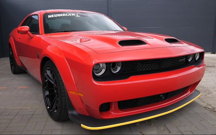 道奇 挑战者 srt 地狱猫