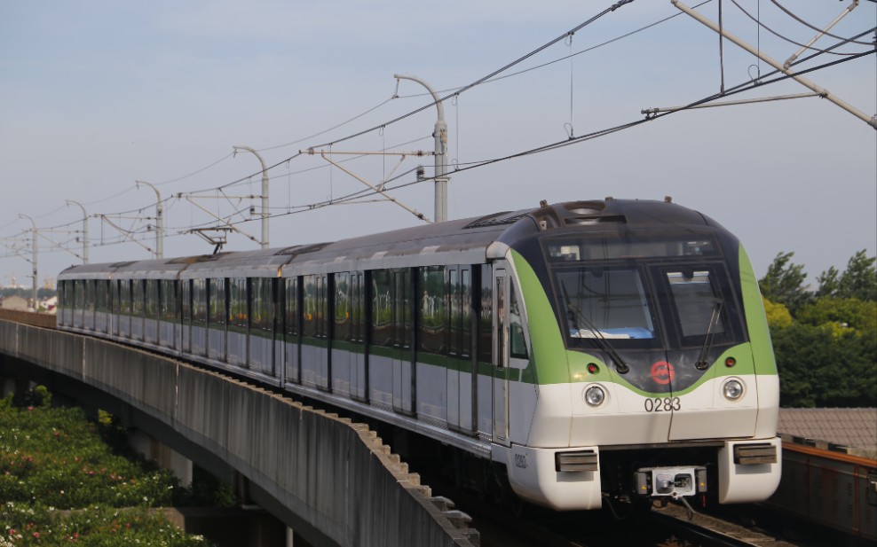 02a05绿灯侠292 陆家嘴 出站