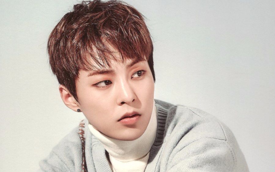 拆专辑了,拆ixiumin封面中文版的exodus专辑