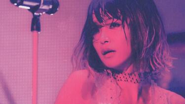 ミュージック LiSA/LiVE NEVER ENDiNG GLORY [the Moon] LiSA Hi FiVE! LiVE is Smile Always NEVERENDiNG GLORY The