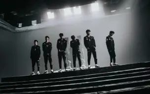 Download Video: 【EDG】S12出征片花絮|你们是来拍电影的吧