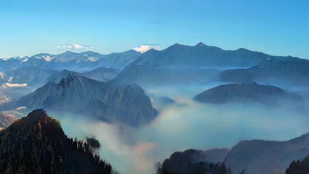 再努力点,山顶的风景更美.