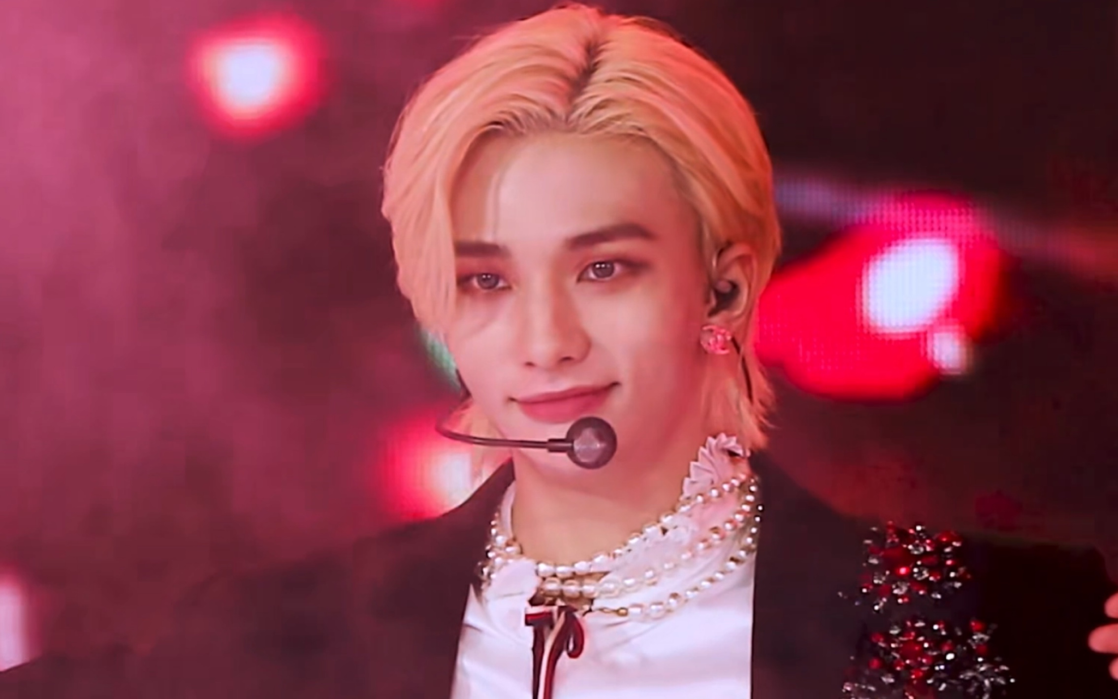 或许 你喜欢的是金发吗/黄铉辰