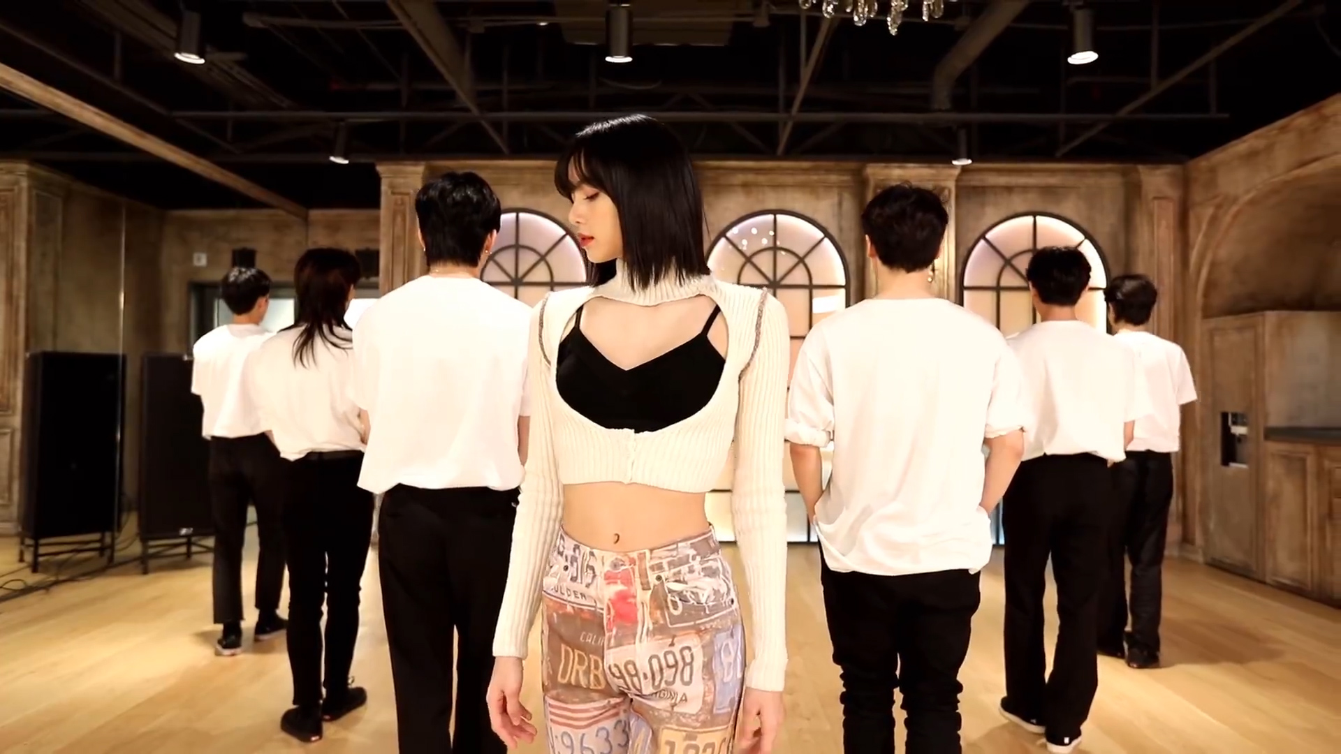 blackpink lisa《we rock》练习室,lisa老师这力度太强了!