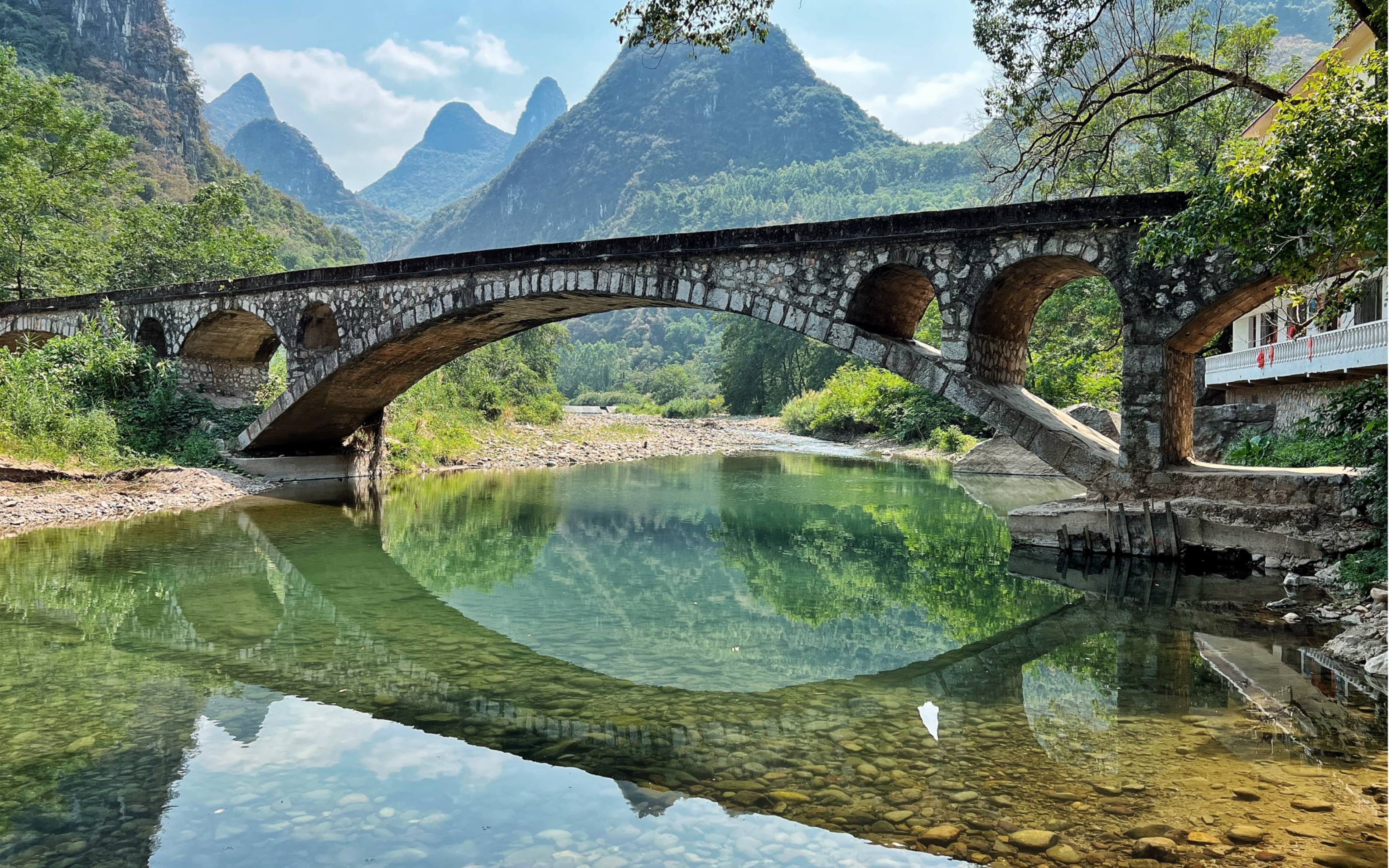 骑行日记偶遇超美的村口桥
