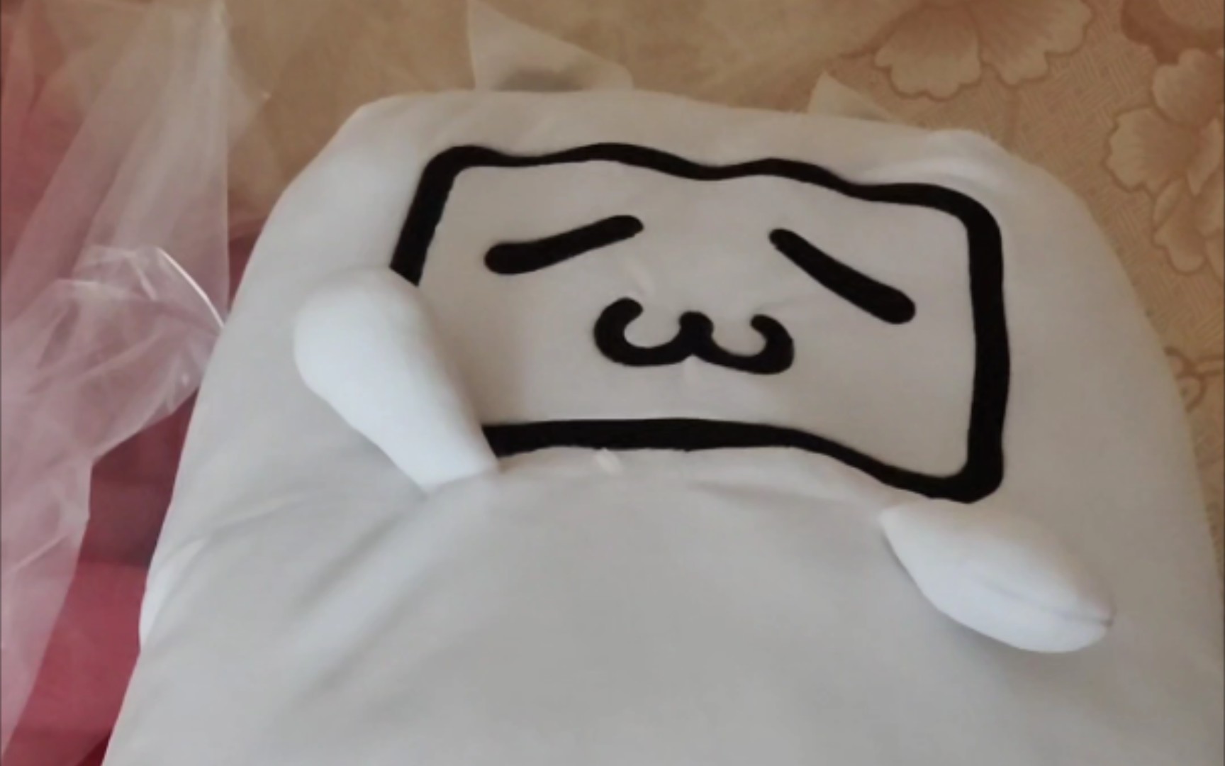 这个小电视年糕抱枕的手感是真的好!_哔哩哔哩_bilibili