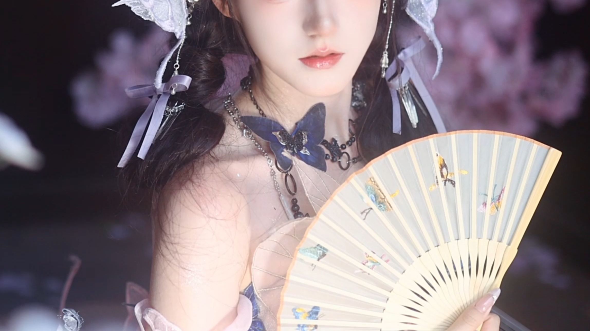 在仲夏做了一场关于蝴蝶的梦
