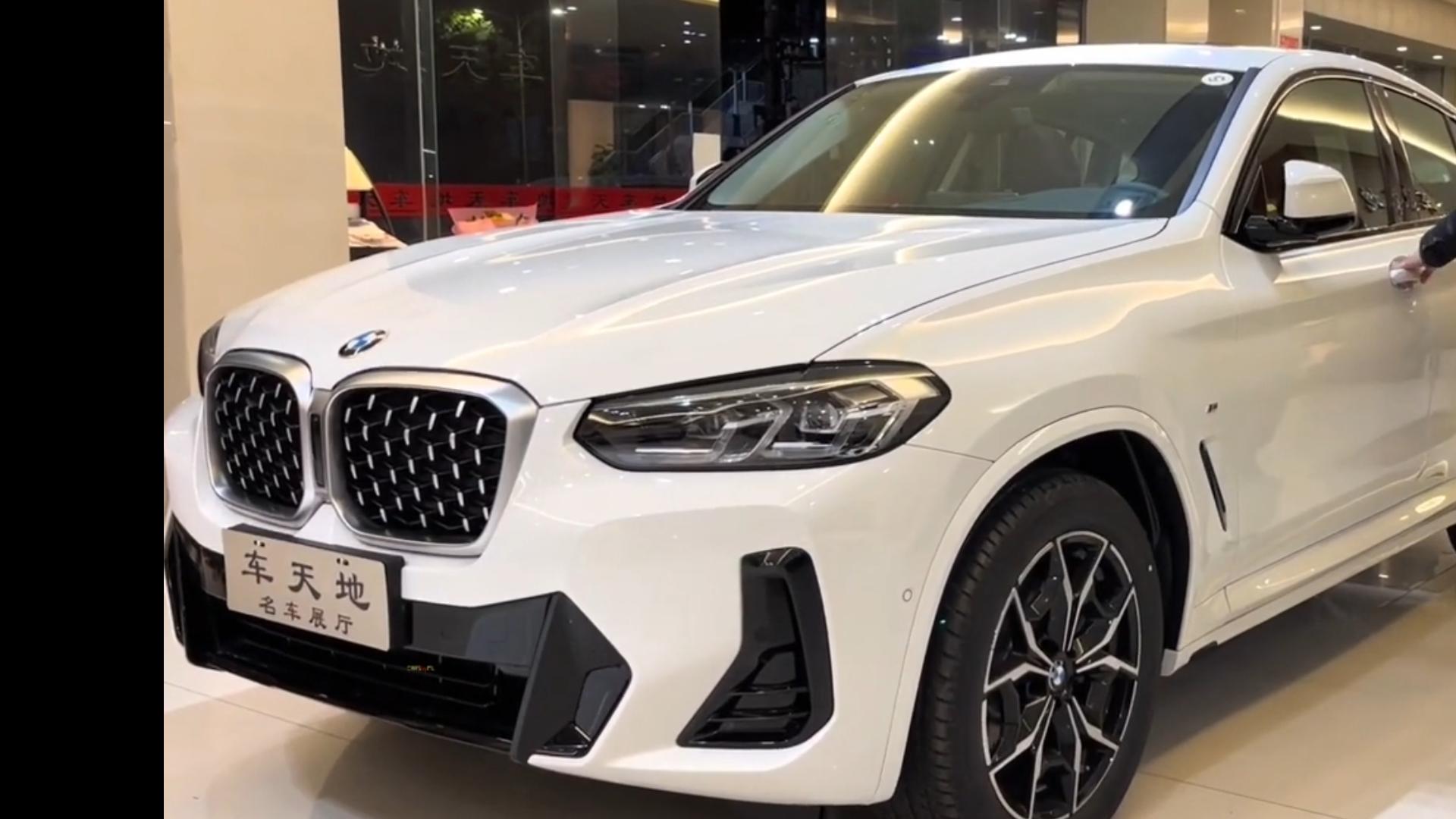 2023宝马x4 细节展示