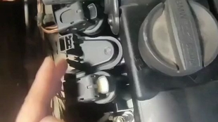 宝马发电机皮带脱落故障张紧器损坏 哔哩哔哩 つロ干杯 Bilibili