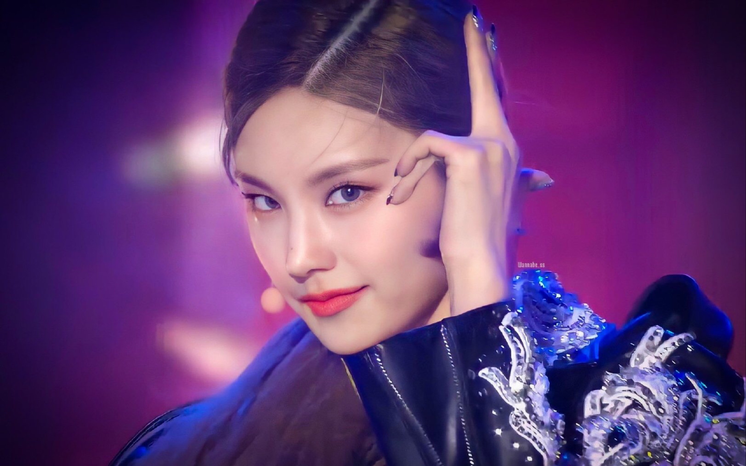 2020sbs歌谣大战itzyintronotshy表演舞台