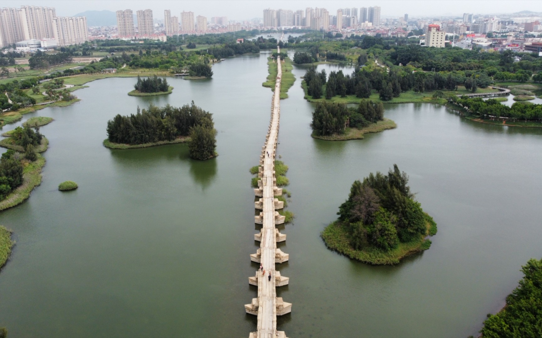安平桥全景图片