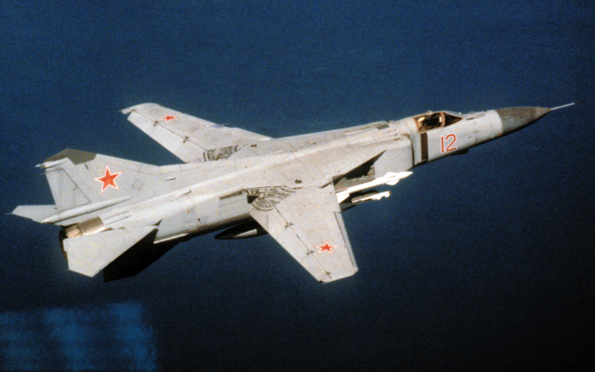 【战争雷霆】苏联国土防空军米格-23拦截外机珍贵录像