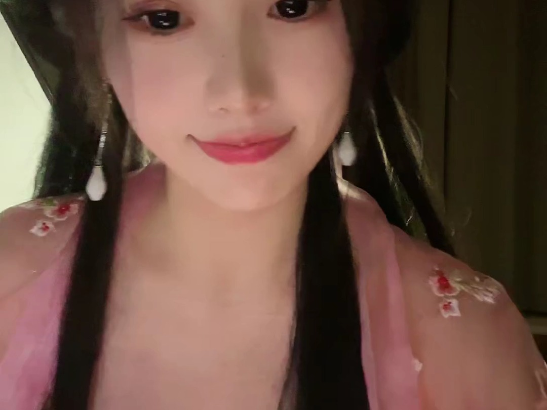 李秀妍u的抖音直播间 - 抖音直播_2.std