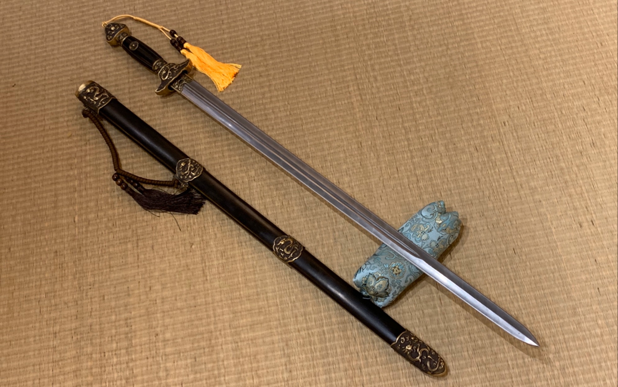 喧哗上等刀剑堂-瓦面清剑