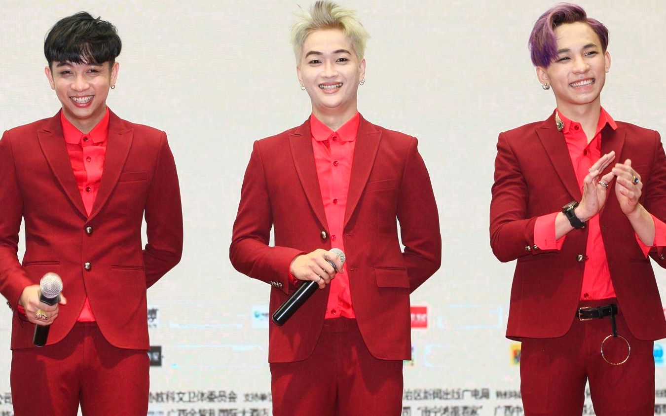 越南洗剪吹组合翻唱中国神曲错错错火遍东南亚太魔性了