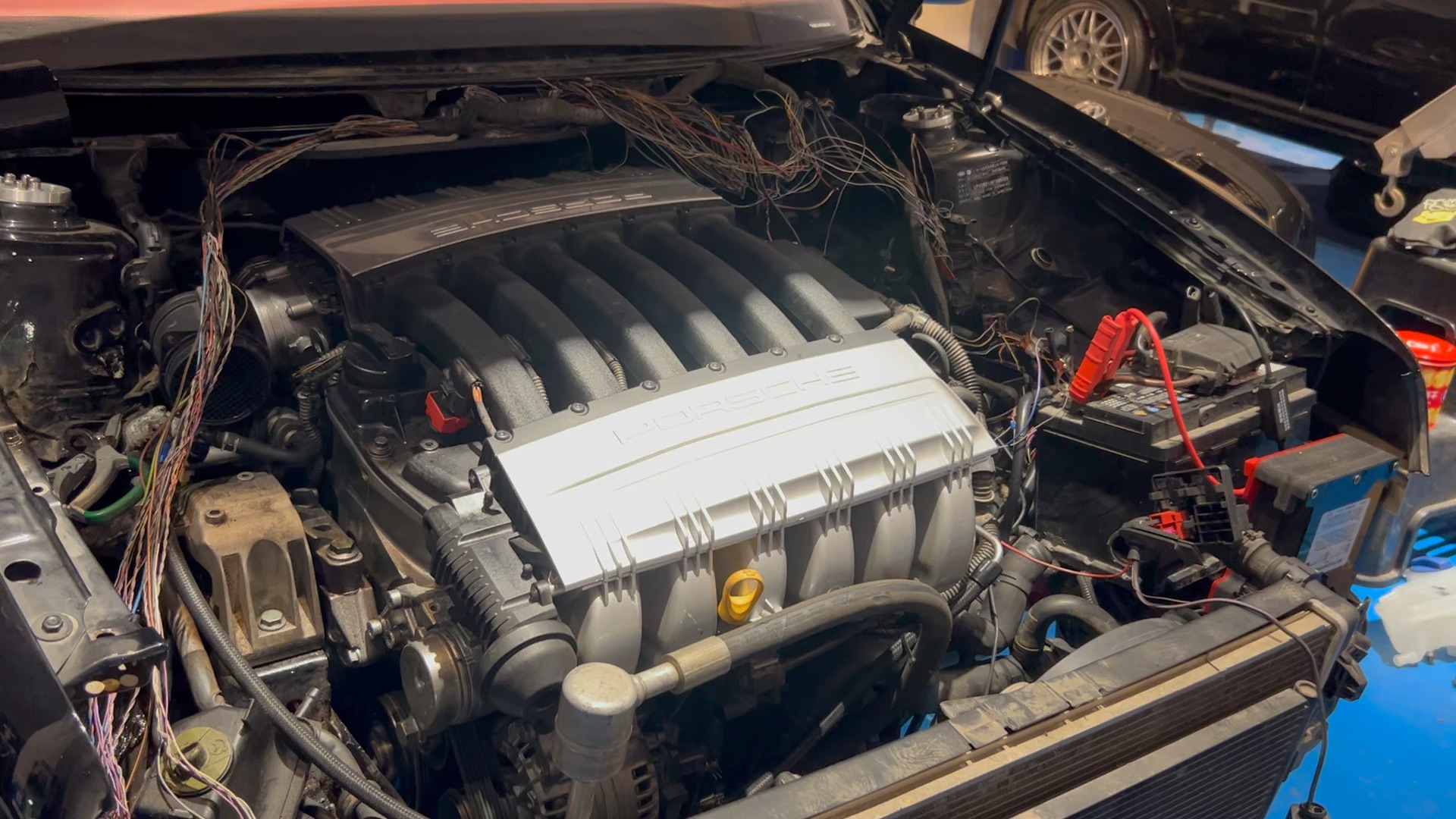 高尔夫4国内首台升级保时捷发动机搭配mq350 6速手波四驱完美启动