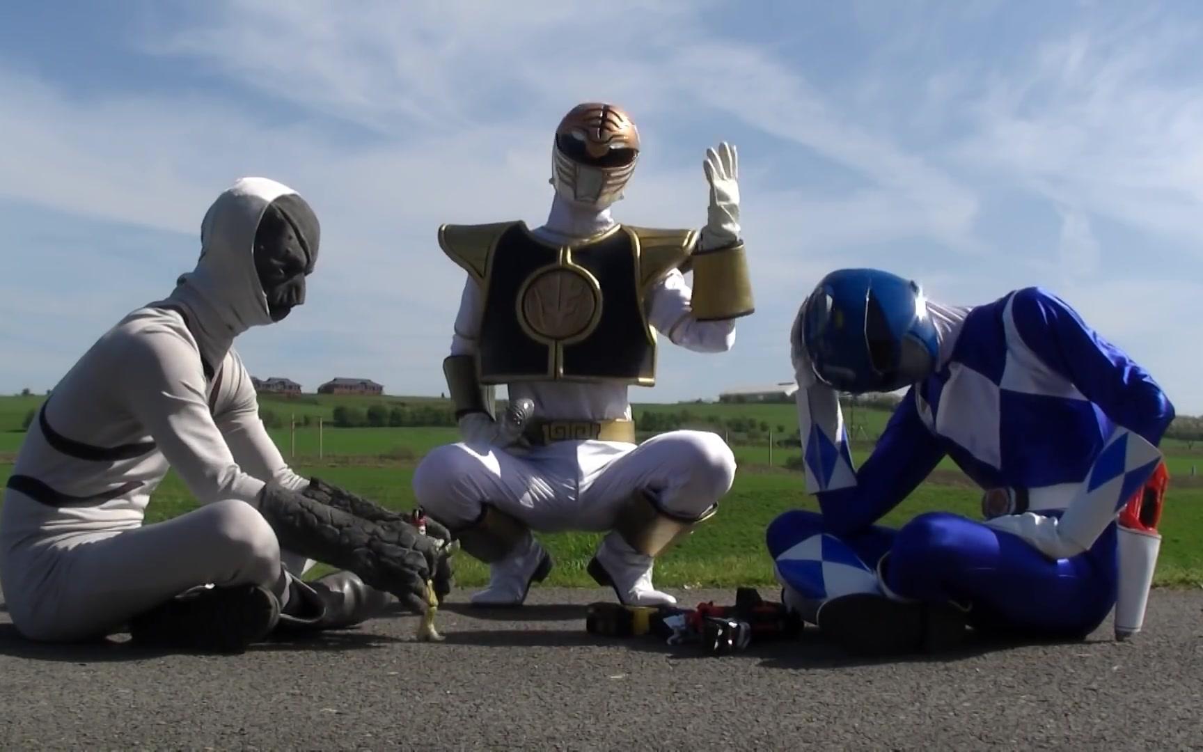 【搞笑】power ranger 与杂骨们 对决以及和好做游戏_哔哩哔哩 (゜-゜