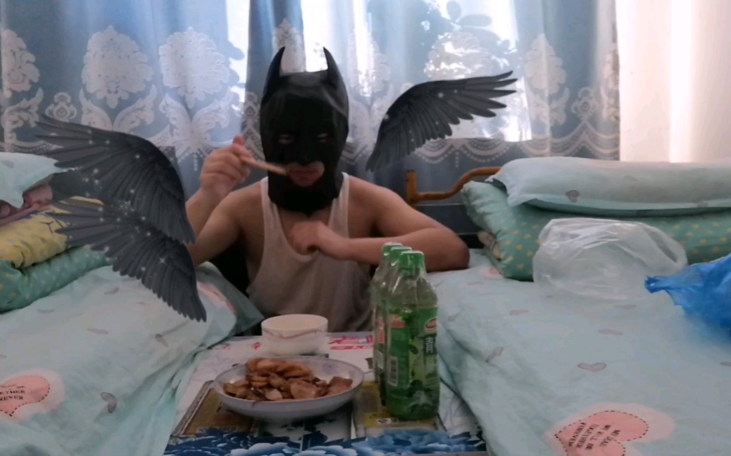 香肠《正义联盟》吃货蝙蝠侠_哔哩哔哩_bilibili