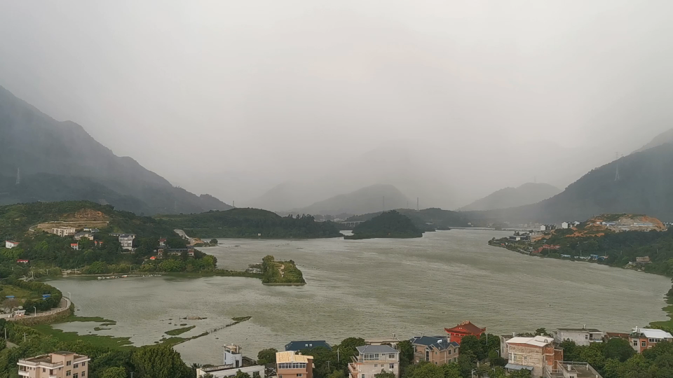 [图]测试2 等雨来