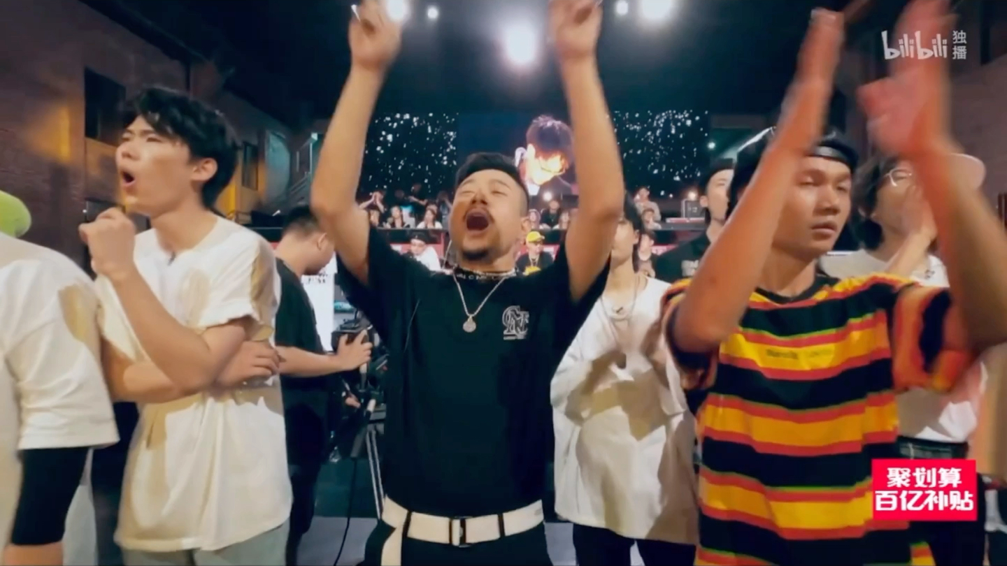 说唱新世代|ak |他走过黑暗,所以更愿做个太阳|love me love me