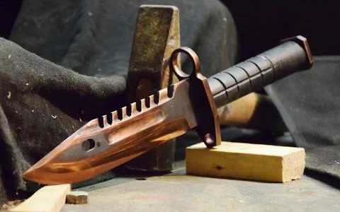 marektabi制作一把csgom9军刀