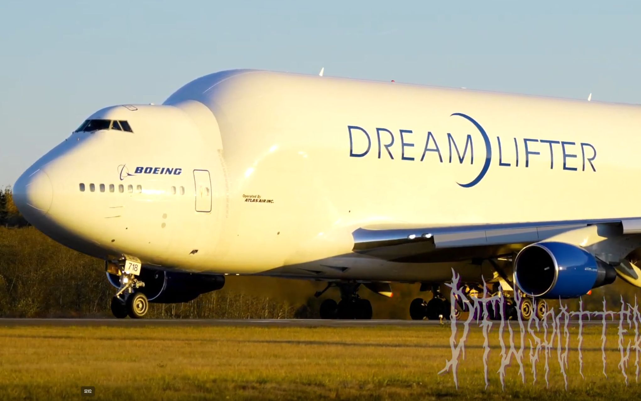 波音梦想运输机 747-400lcf 起飞