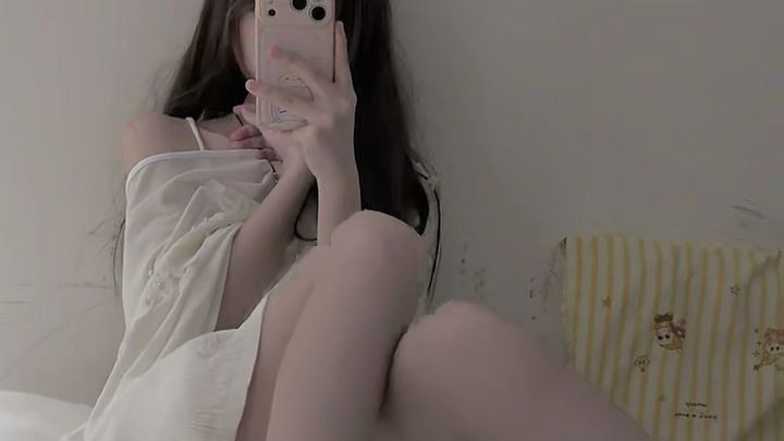 你也会在某个瞬间想起我吗(>^ω^<)