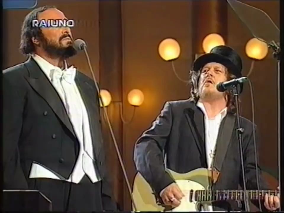 [图]Luciano Pavarotti e Zucchero in Va pensiero. Live